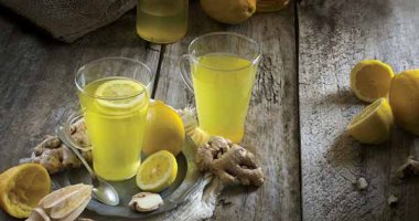 صورة 6 فوائد لعصير الليمون بالكركم.. أبرزها يحمى الكبد ويقلل الاكتئاب